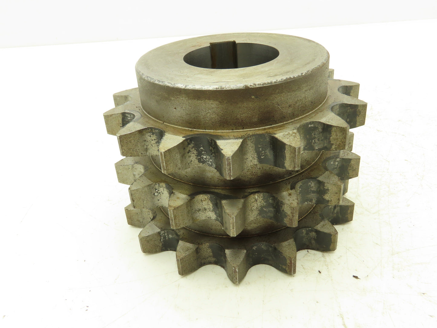 #100 Roller Chain 15-Tooth Triple Sprocket 3-Strand 1-1/4" Pitch 60mm Bore