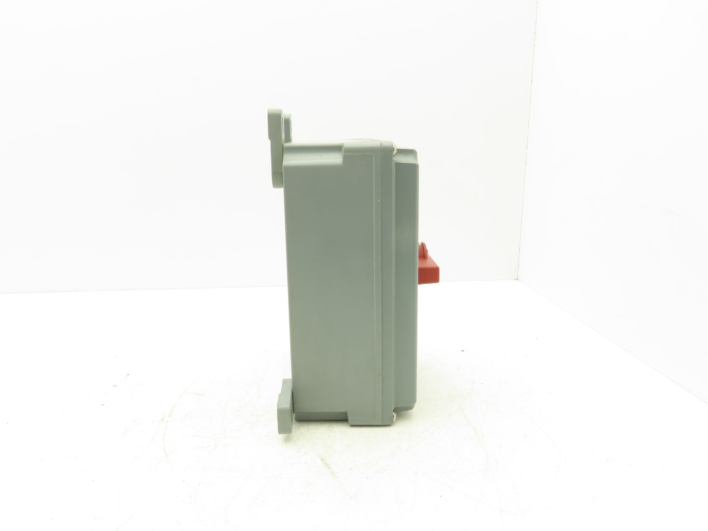 Hubbell IP69k Rotary Disconnect 600V 50Hp 100A Enclosed