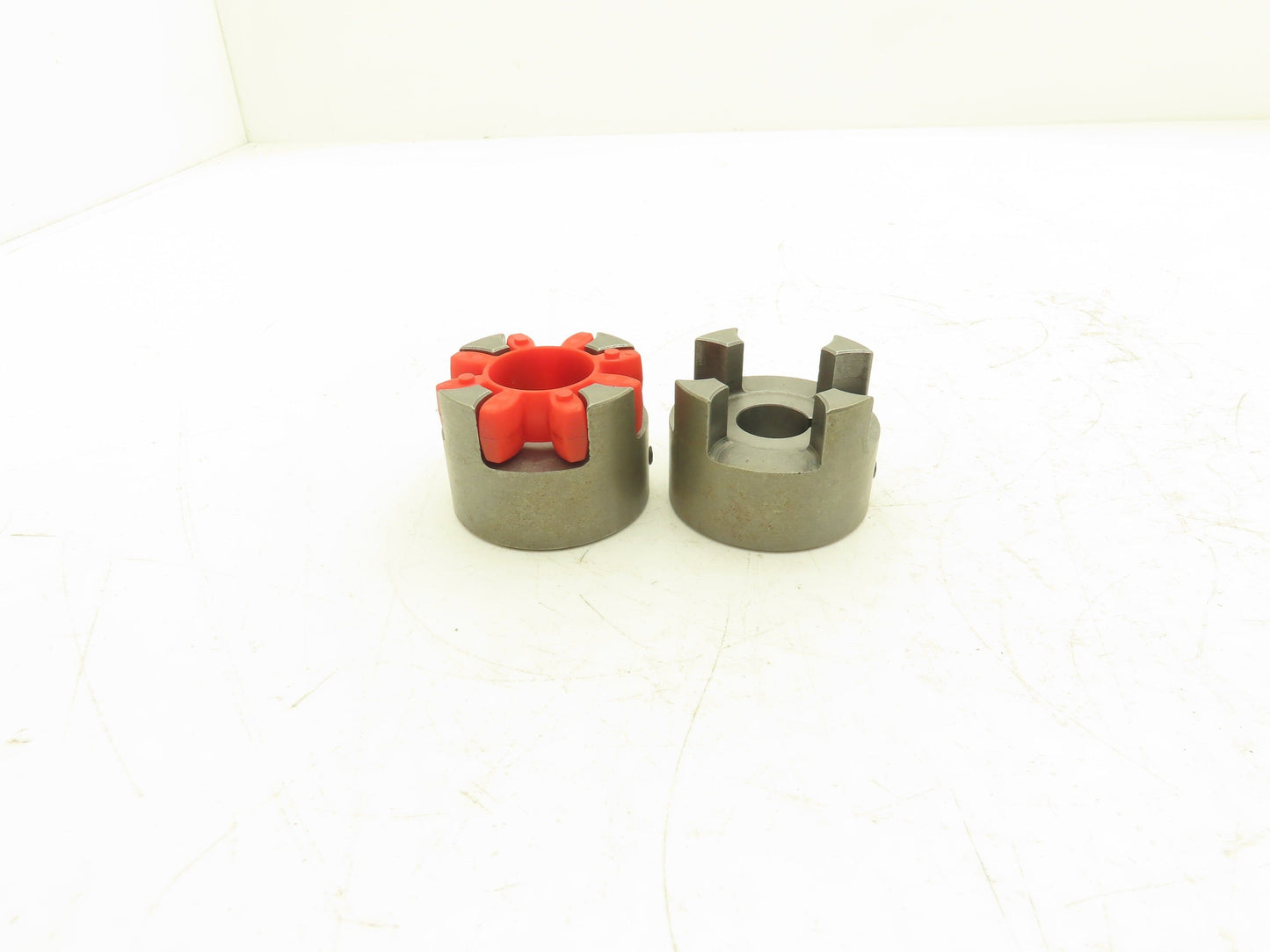 HY1453260 Coupling 5/8" Shaft Lot of 2
