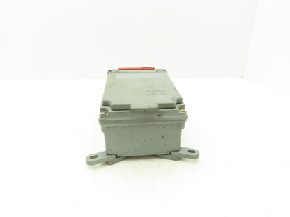 Hubbell SE HBL 3 Switched Hubbellock Enclosure 30A 600VAC