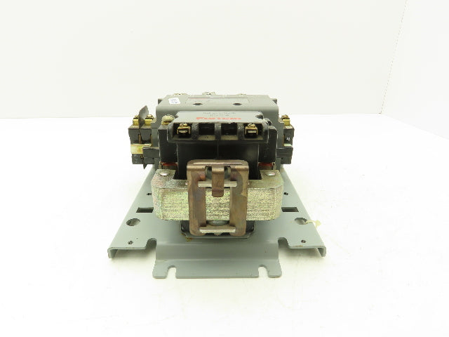 Furnas 40JB32AF NEMA 4 Motor Starter Contactor 135A 600VAC 3PH 100Hp 120V Coil