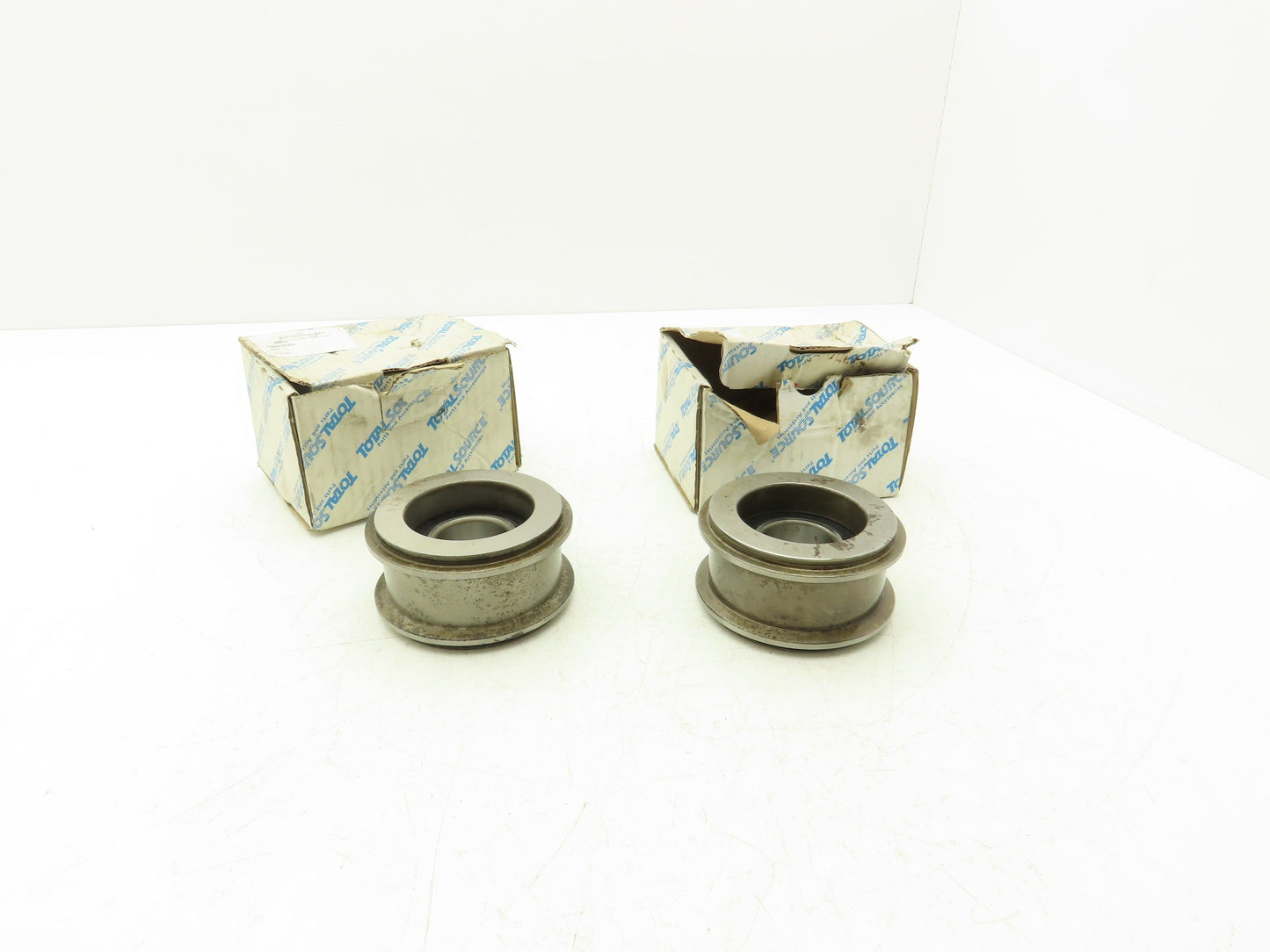 Hyster HY1379682 Chain Sheave For Chains 1" Wide 1-3/8" Bearing ID Lot of 2