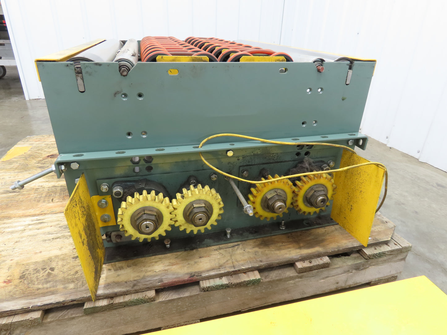 Hytrol Prosort 36" Conveyor Pivot Wheel Diverter Pneumatic LH Transfer Sorter