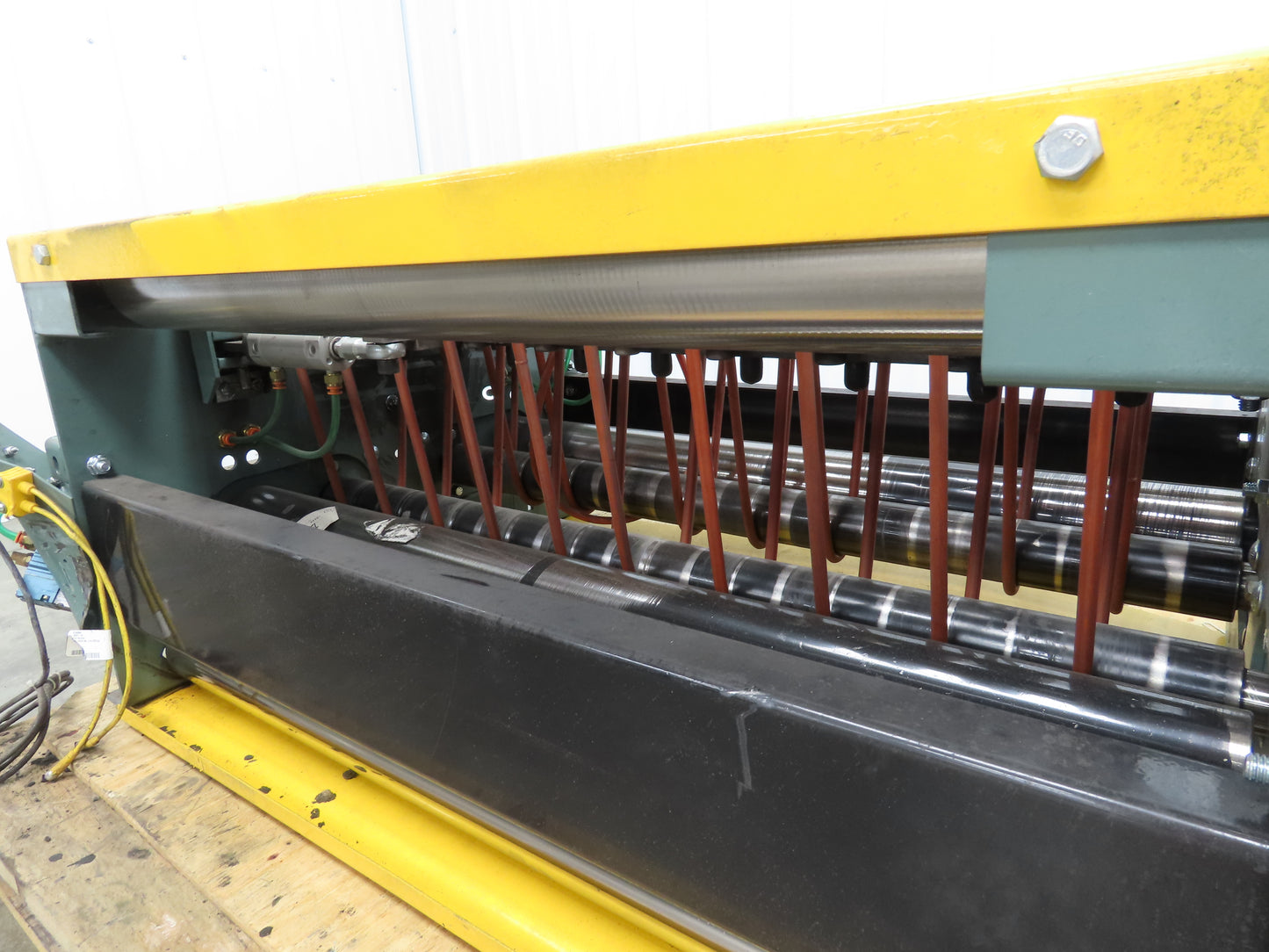 Hytrol Prosort 36" Conveyor Pivot Wheel Diverter Pneumatic LH Transfer Sorter