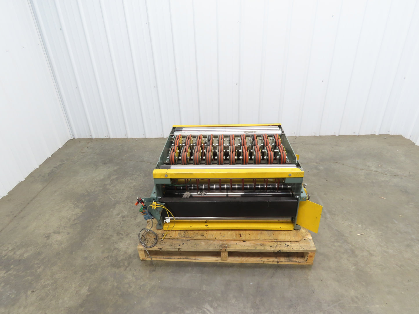 Hytrol Prosort 36" Conveyor Pivot Wheel Diverter Pneumatic LH Transfer Sorter