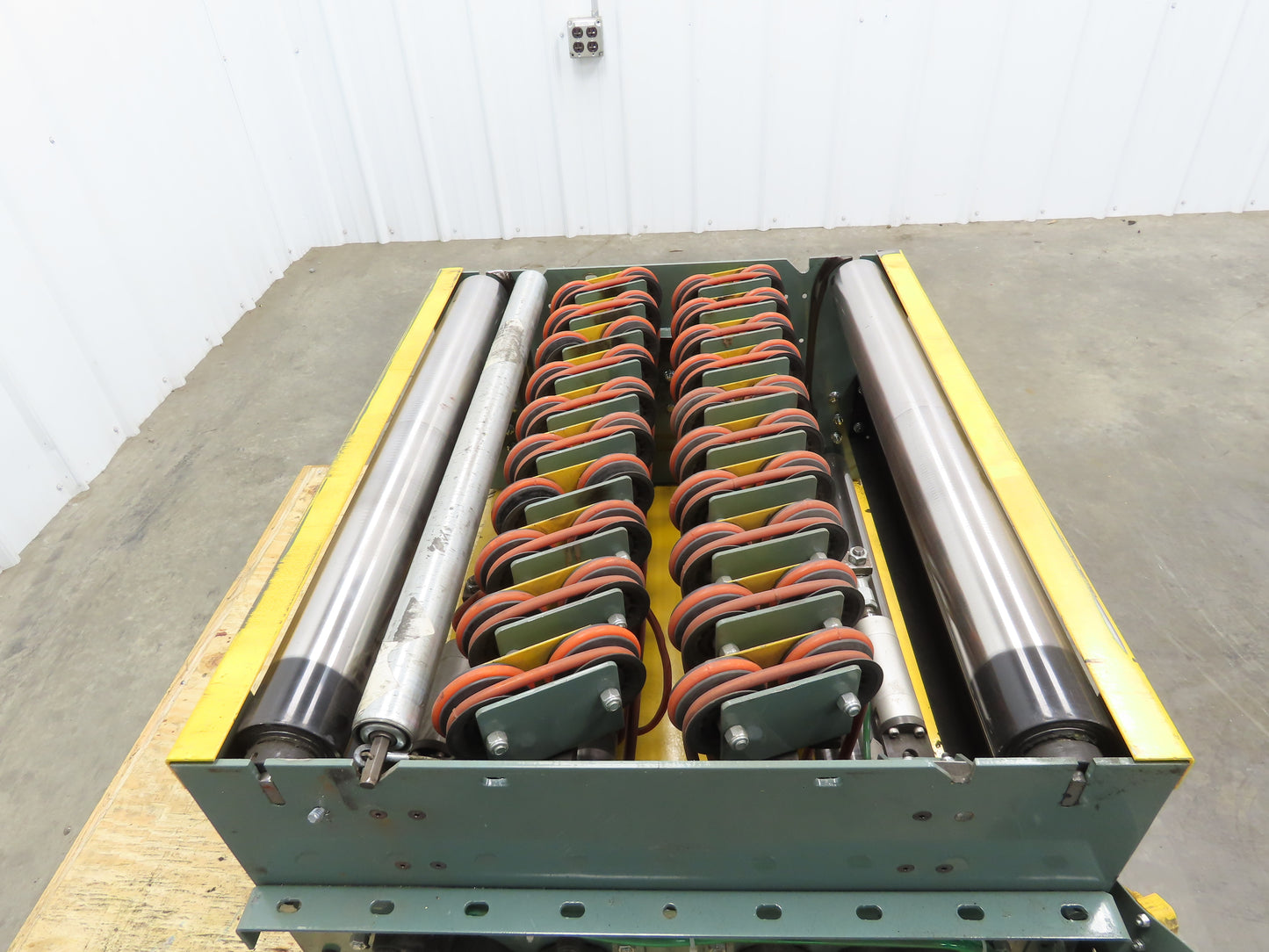 Hytrol Prosort 36" Conveyor Pivot Wheel Diverter Pneumatic LH Transfer Sorter