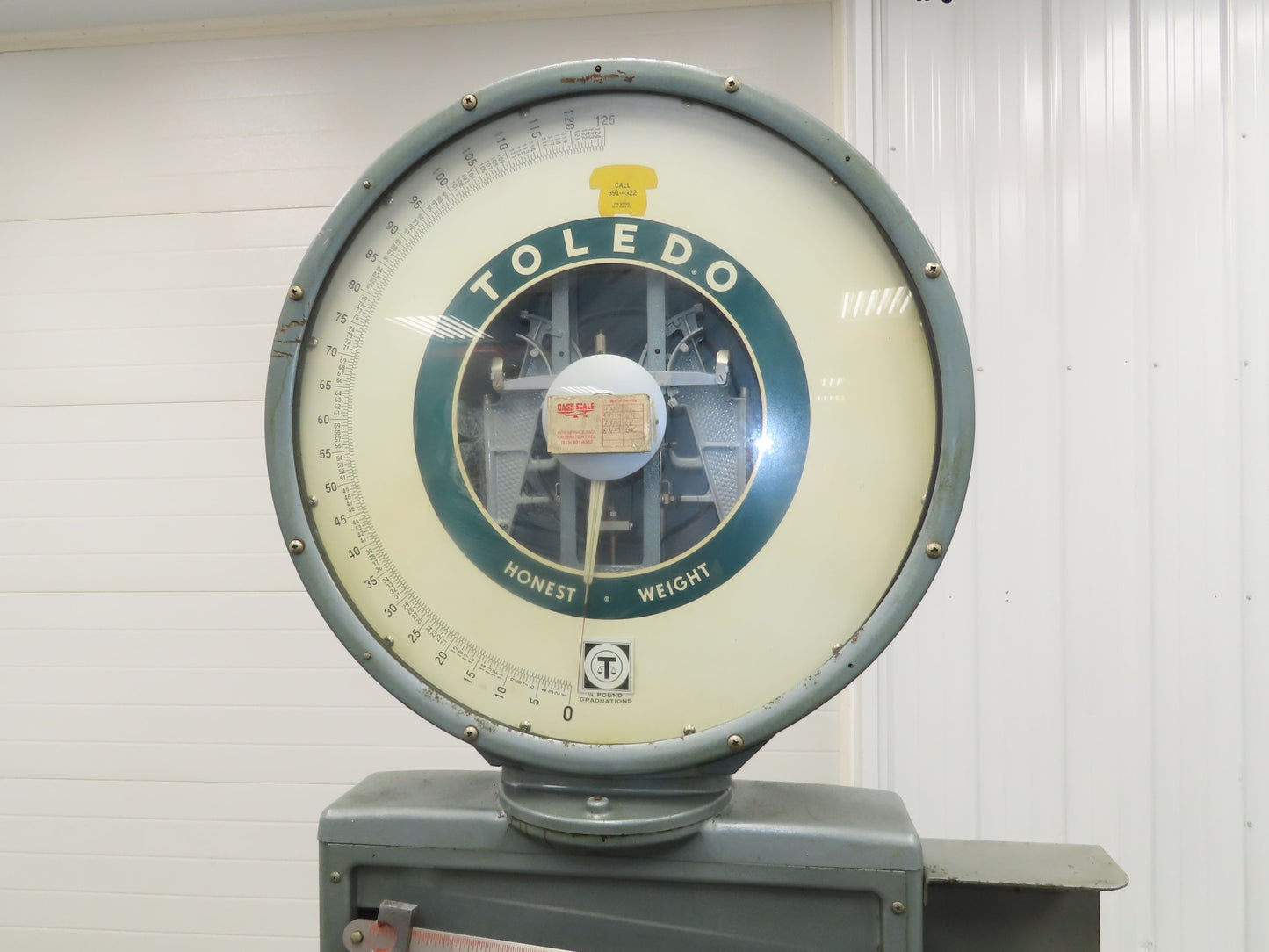 Toledo 2081 Vintage Platform Scale 225 lbs Honest Weight Model 2081