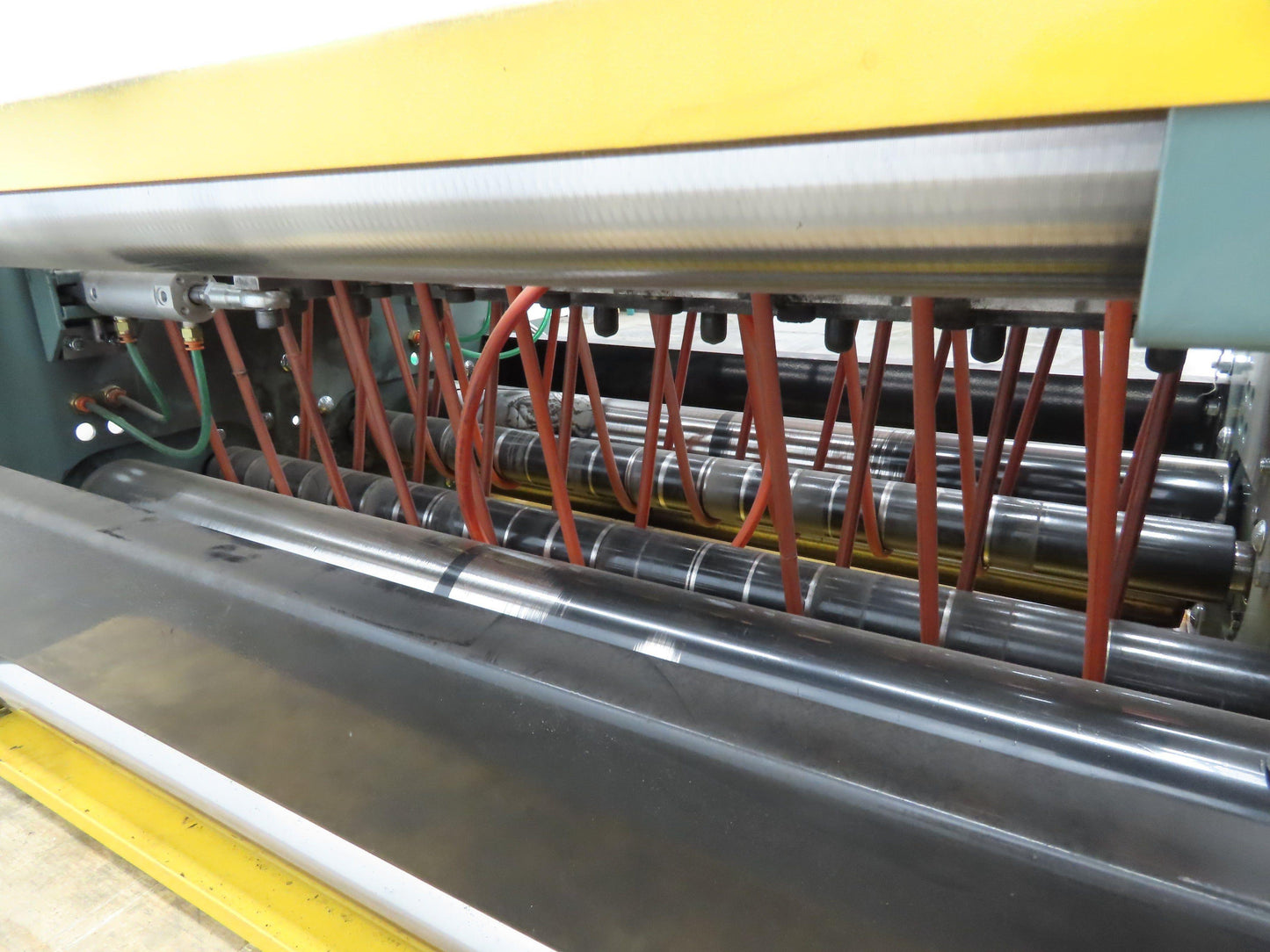 Hytrol Prosort 36" Conveyor Pivot Wheel Diverter Pneumatic RH Transfer Sorter