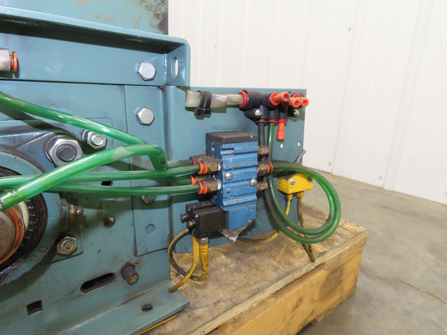 Hytrol Prosort 36" Conveyor Pivot Wheel Diverter Pneumatic RH Transfer Sorter