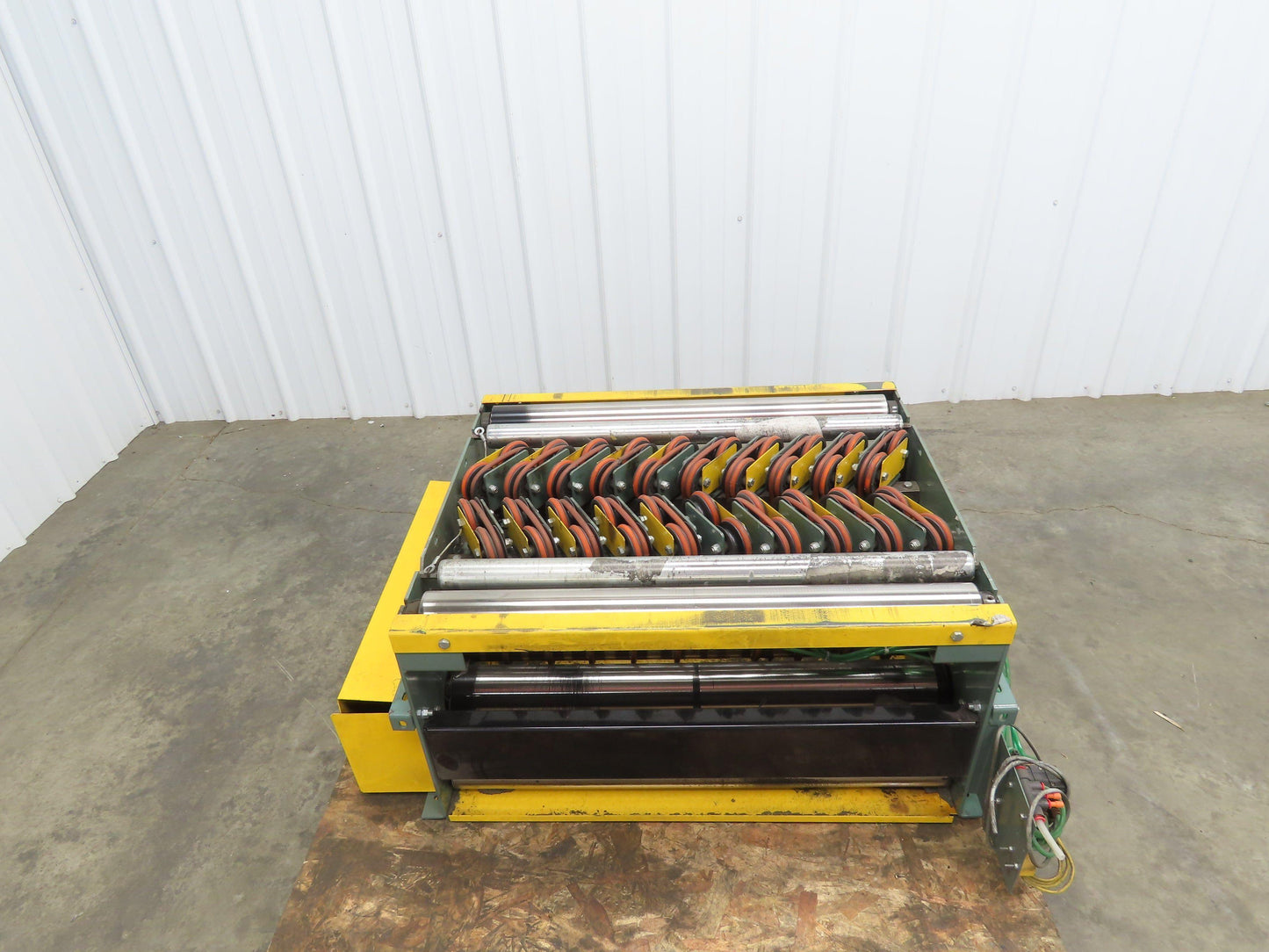 Hytrol Prosort 36" Conveyor Pivot Wheel Diverter Pneumatic 2-Way Transfer Sorter