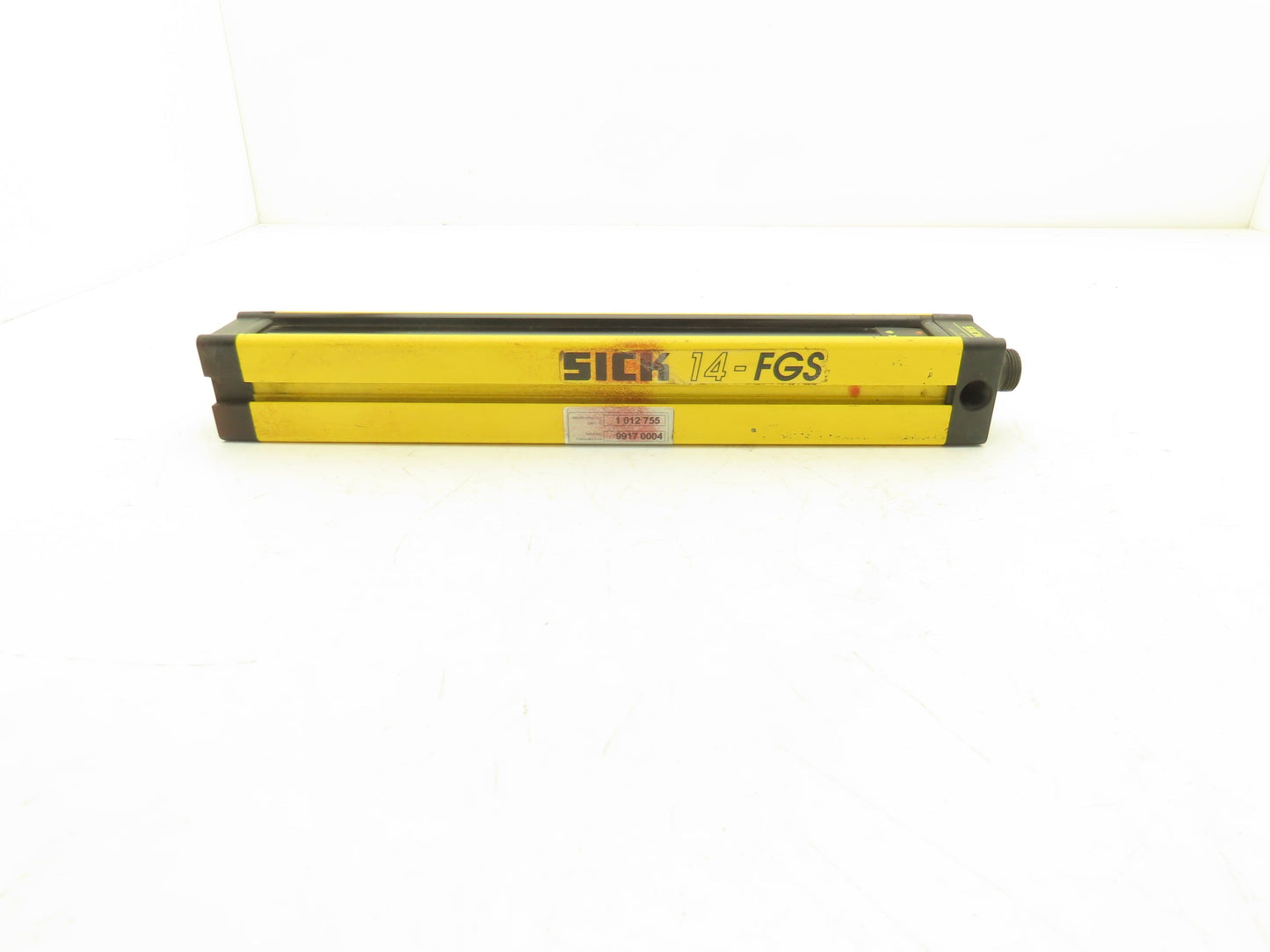 Sick FGSS 300-111 Light Curtain Emitter 300mm Height 6m sensing Distance 24V