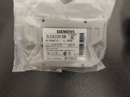 Siemens 3LD9200-5B Auxiliary Switch 600v 10A Lot of 7