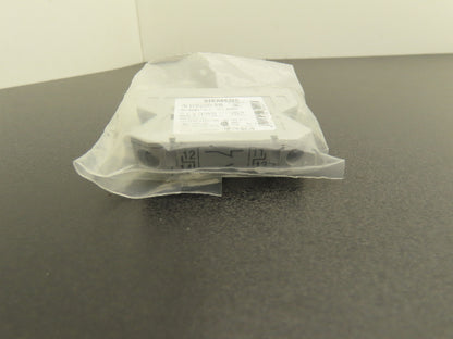 Siemens 3LD9200-5B Auxiliary Switch 600v 10A Lot of 7