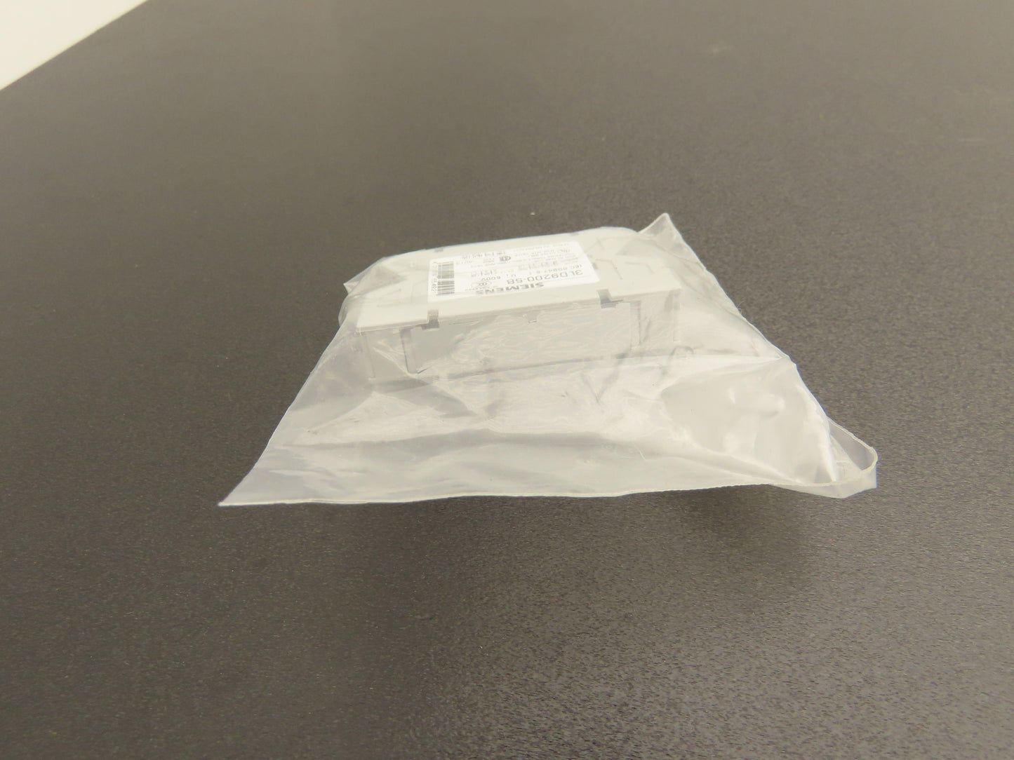 Siemens 3LD9200-5B Auxiliary Switch 600v 10A Lot of 7