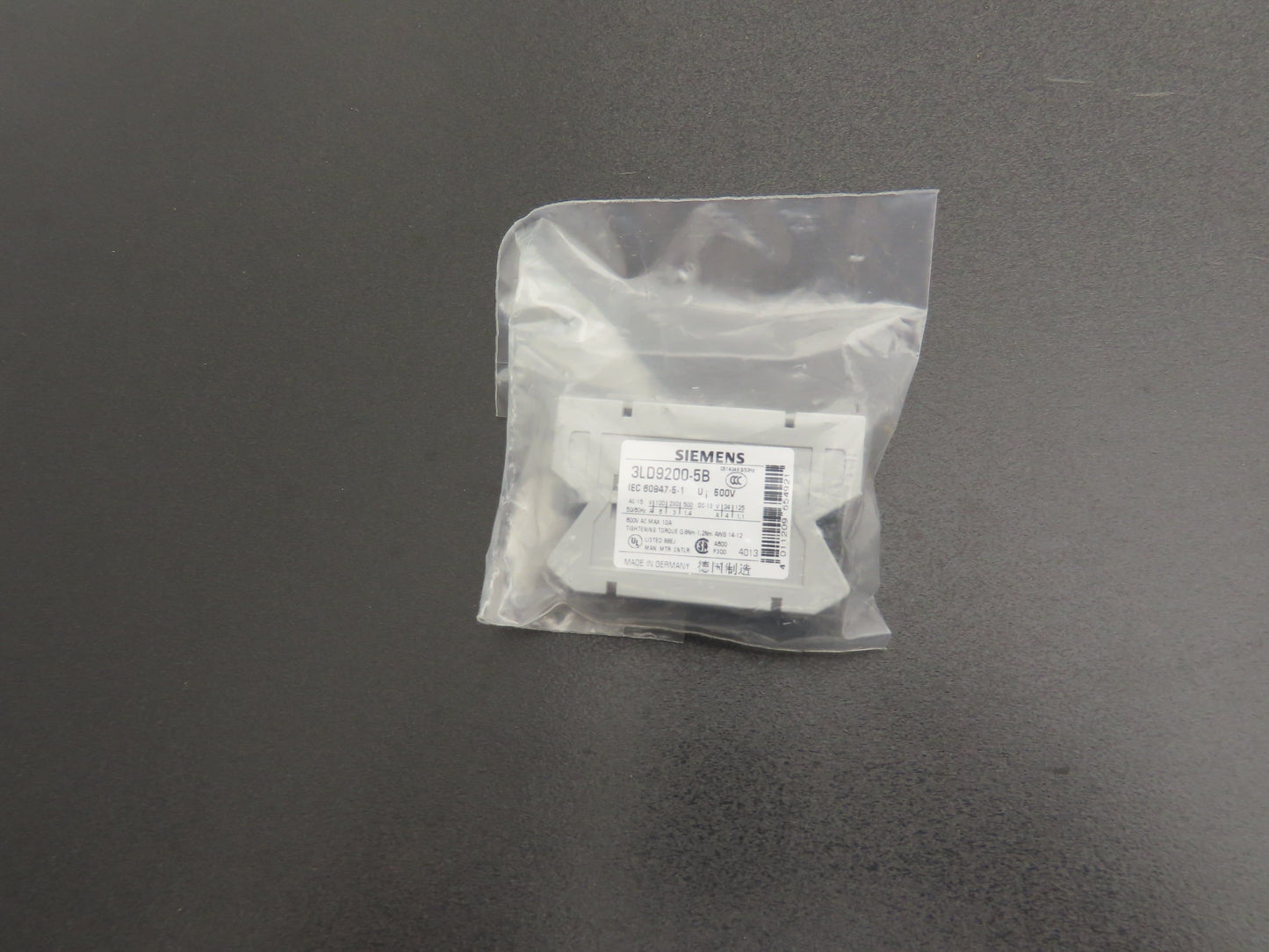 Siemens 3LD9200-5B Auxiliary Switch 600v 10A Lot of 7