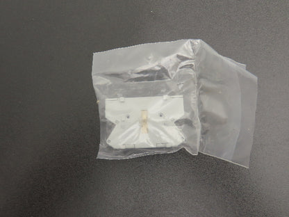 Siemens 3LD9200-5B Auxiliary Switch 600v 10A Lot of 7