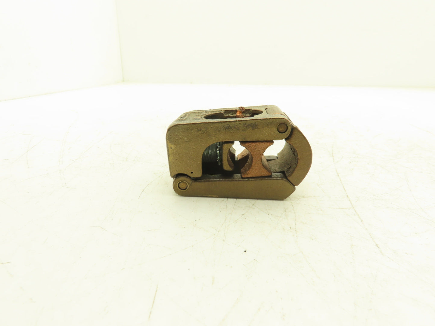 Thomas & Betts 35013 Loctite Tap Pressure Cable Connector 4/0 AWG-500 MCM