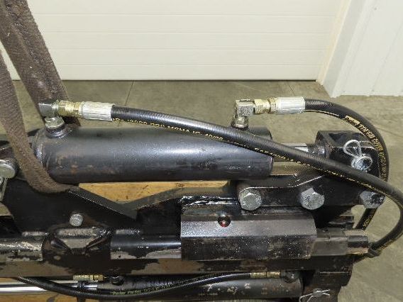 Cascade Forklift Class 3 SideShift Fork Positioner Attachment 20"x 41" W 10000lb