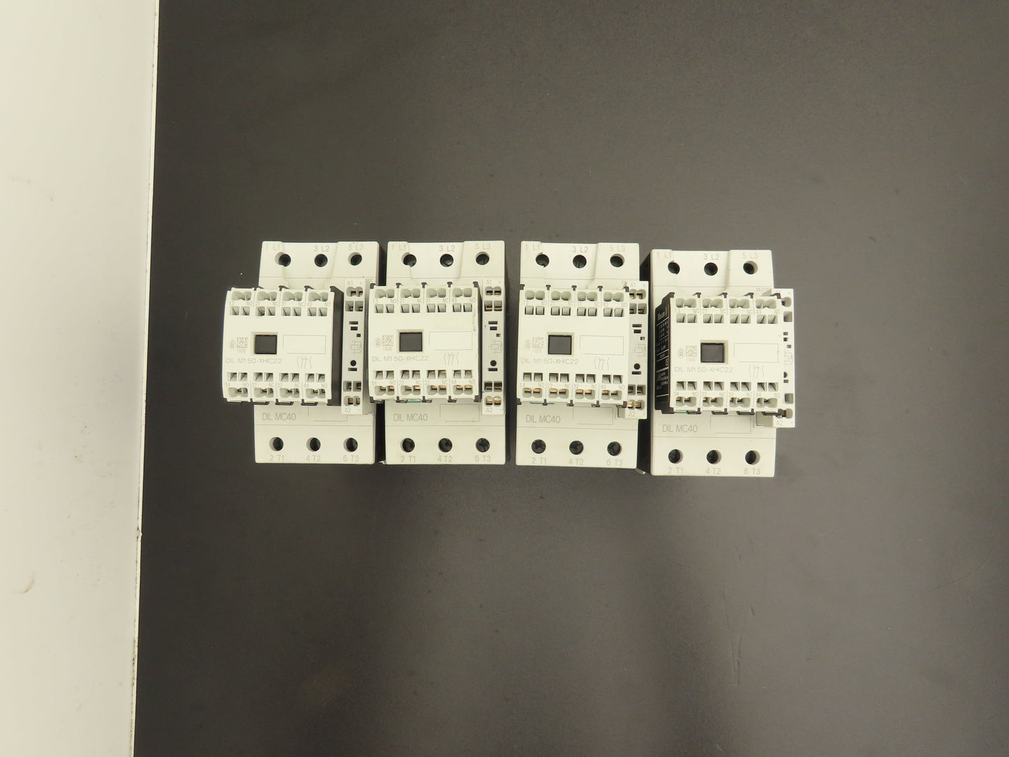 Siemens DIL MC40 Contactor 40Hp 600v 3Ph Aux Contact 4NC 4NO Lot of 4