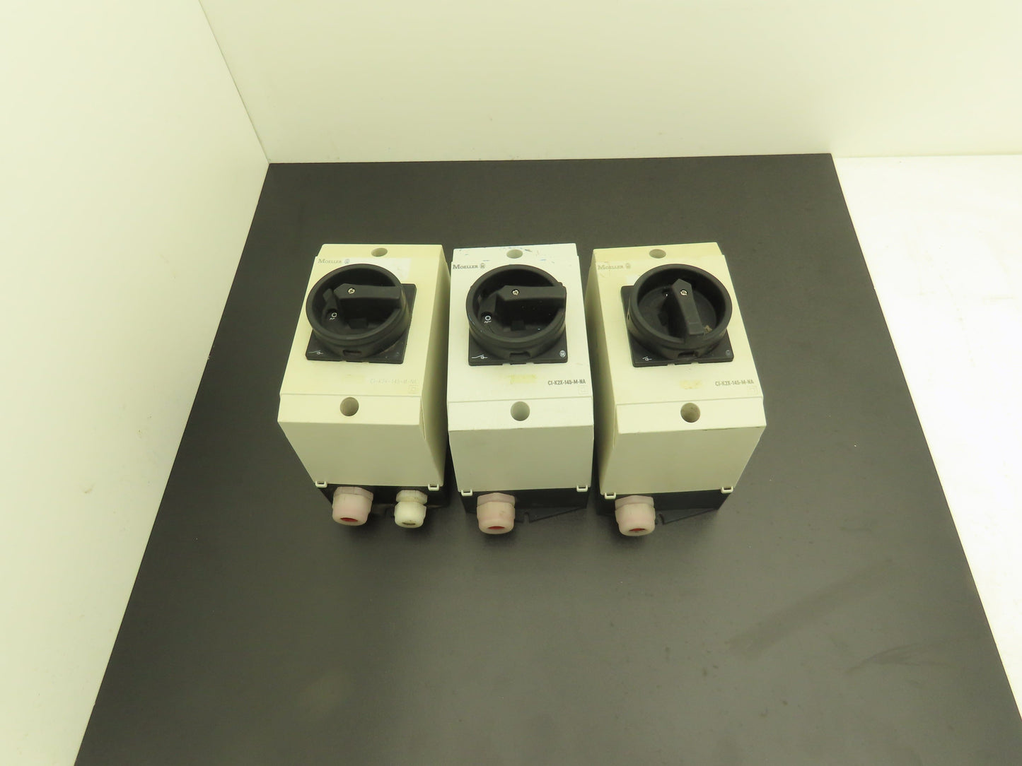 Moeller CI-K2X-145-M-NA Enclosure Switch 32A 600vAC 3Ph Lot of 3