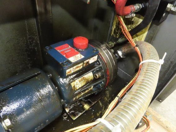 Mazak 730-5X MP Spindle Milling Machine Coolant Pump Hydra Cell Filtering Unit