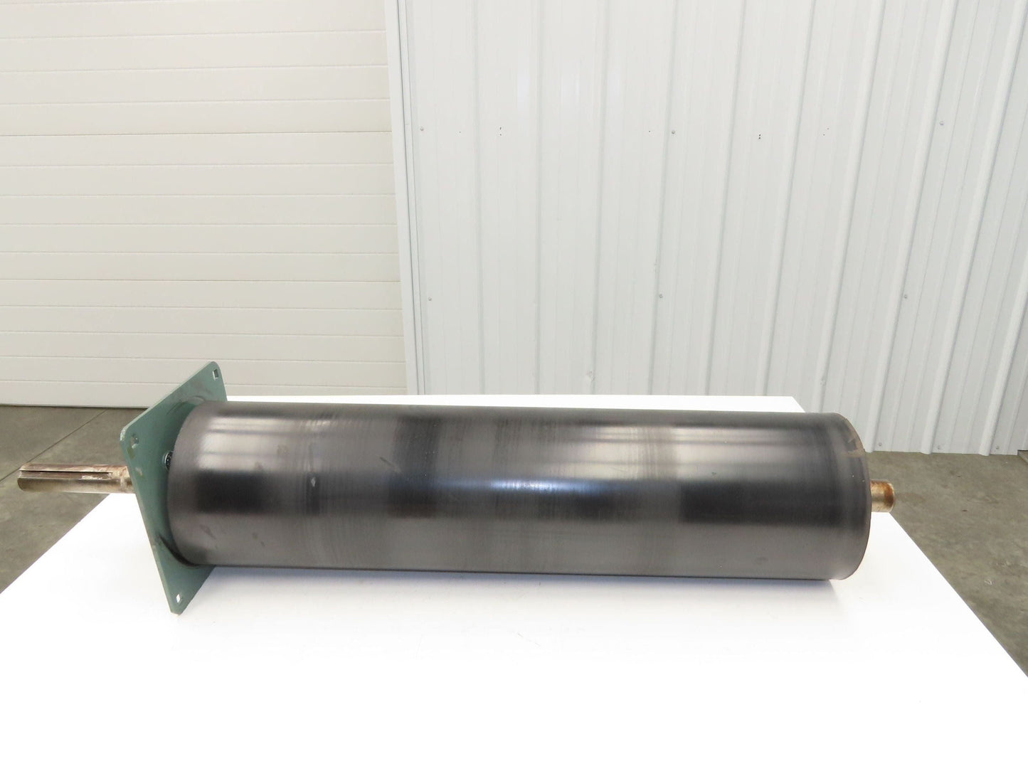 Hytrol Conveyor 8" x 36" Center Drive Pulley 33"BF 1-11/16" x 1.5" Ext Shaft