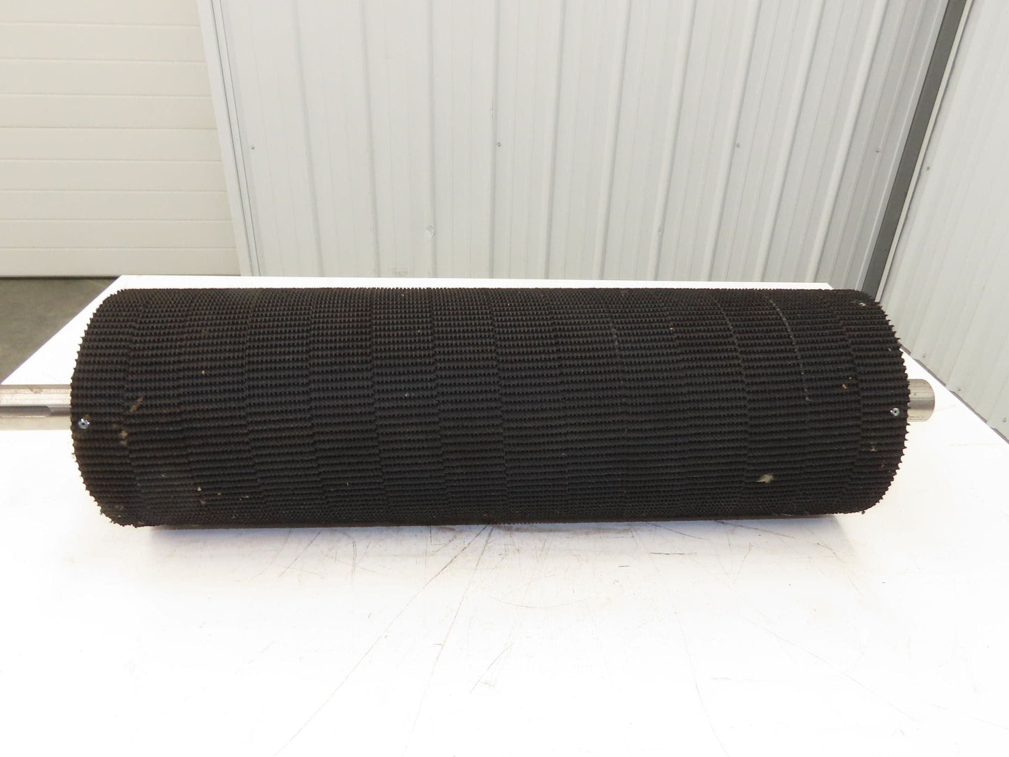 Intelligrated 28" Conveyor Lagged Grip Top Pulley 8"x 26-3/4"W 1-11/16" Shaft