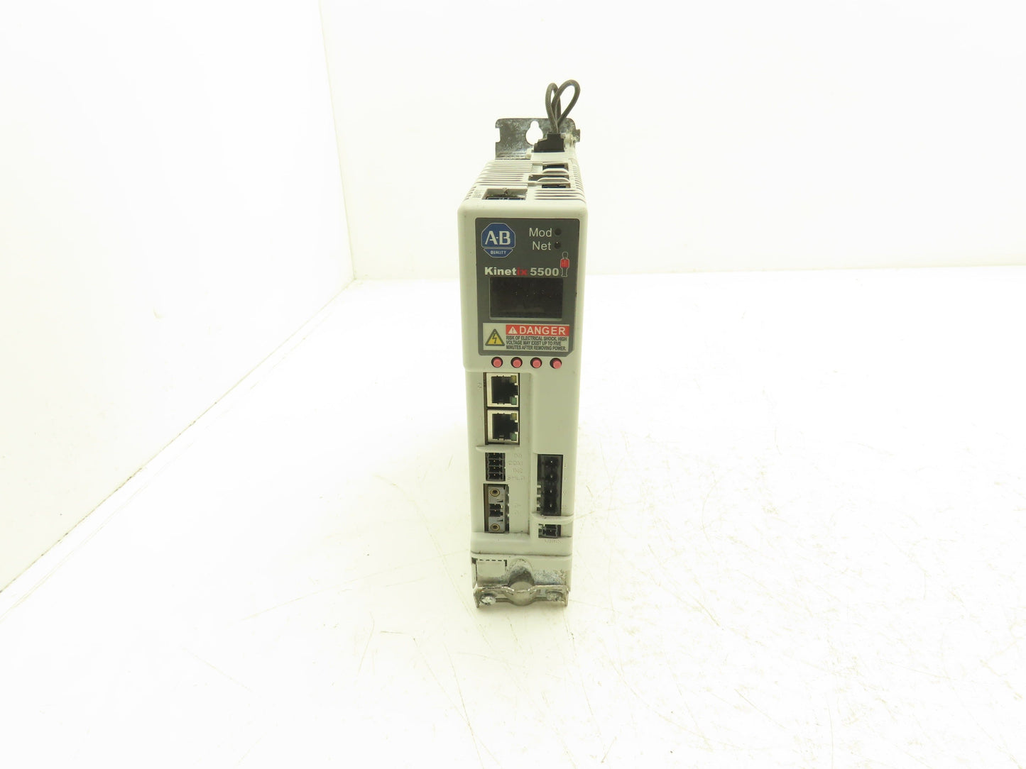 Allen Bradley 2198-H003-ERS Kinetix 5500 Servo Drive 1/3Ph In 460v 3Ph 590Hz Out