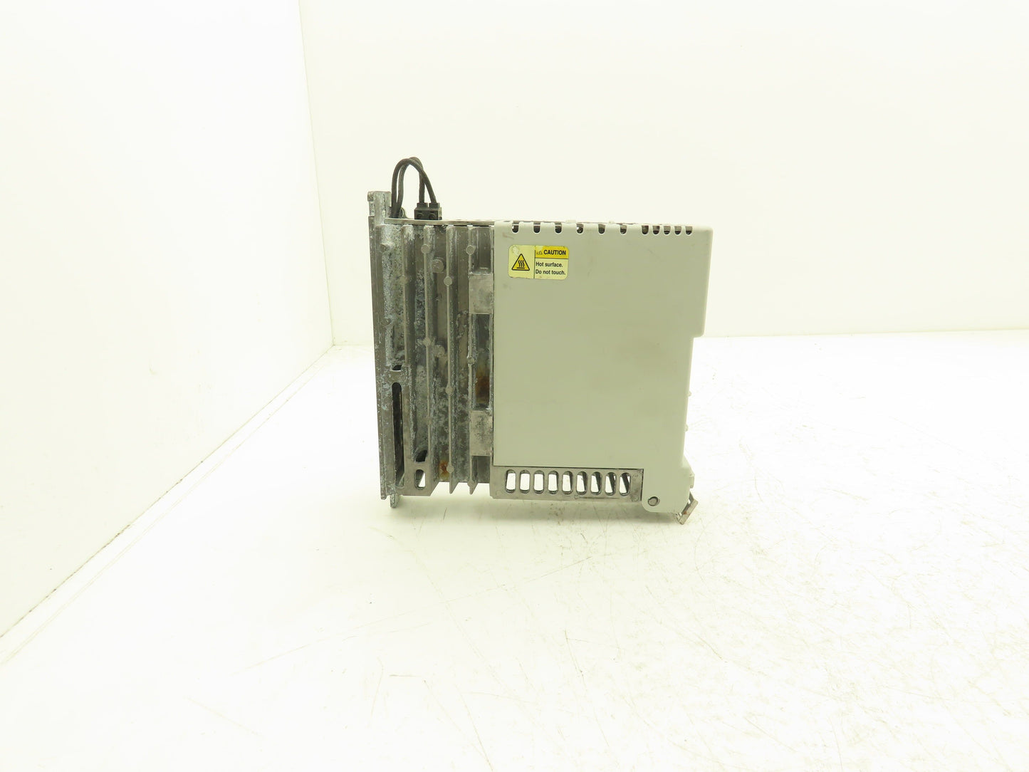 Allen Bradley 2198-H003-ERS Kinetix 5500 Servo Drive 1/3Ph In 460v 3Ph 590Hz Out