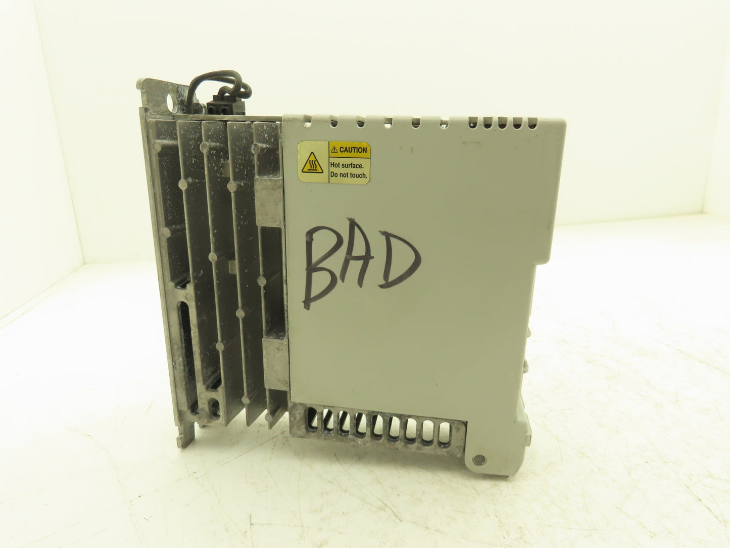 Allen Bradley 2198-H003-ERS Kinetix 5500 Servo Drive 1/3Ph In 460v 590Hz *PARTS