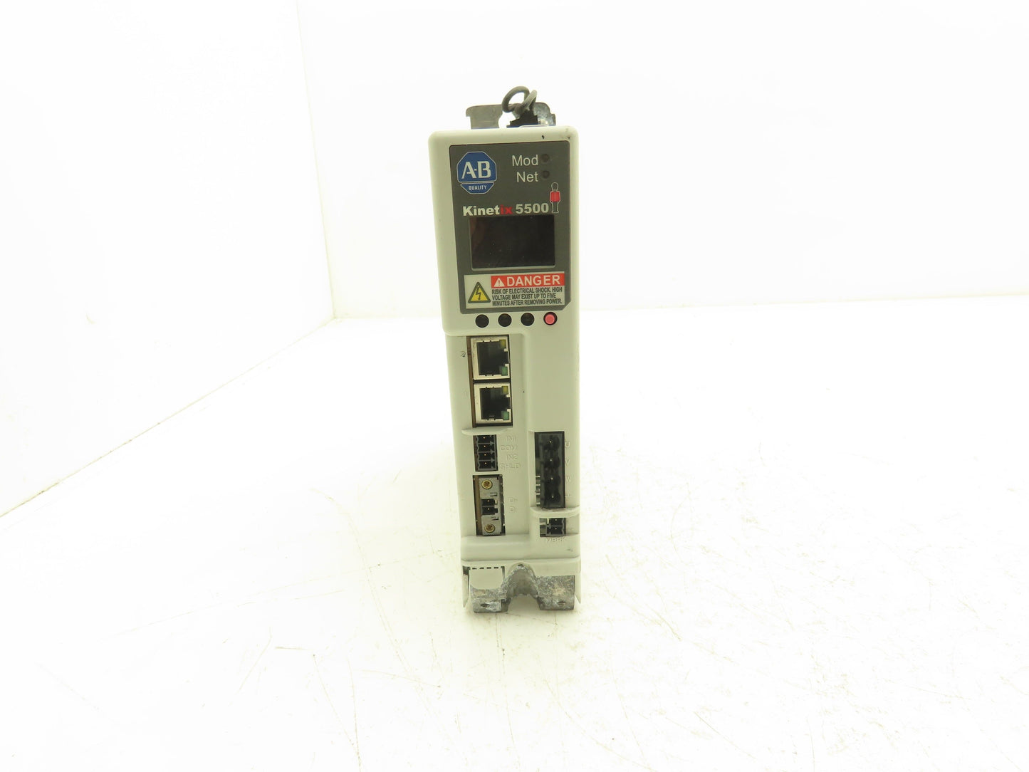Allen Bradley 2198-H003-ERS Kinetix 5500 Servo Drive 1/3Ph In 460v 590Hz *PARTS