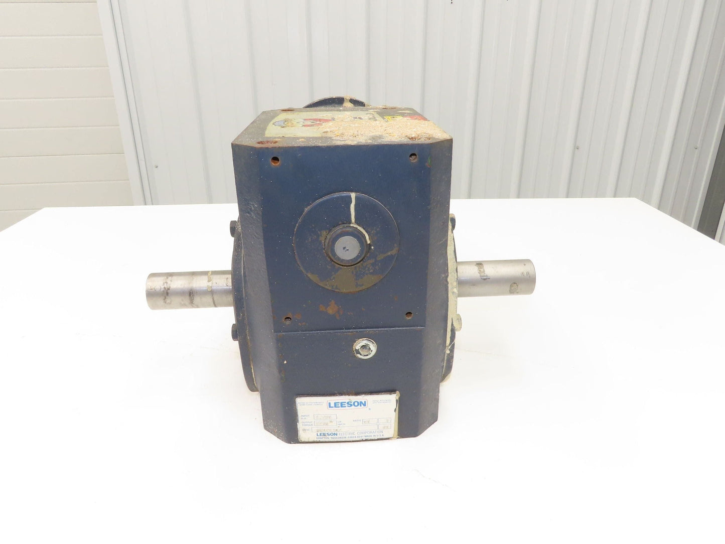 Leeson H6320167 Gearbox 50:1 Reducer 35rpm 1.73Hp Dual Output 56 Frame