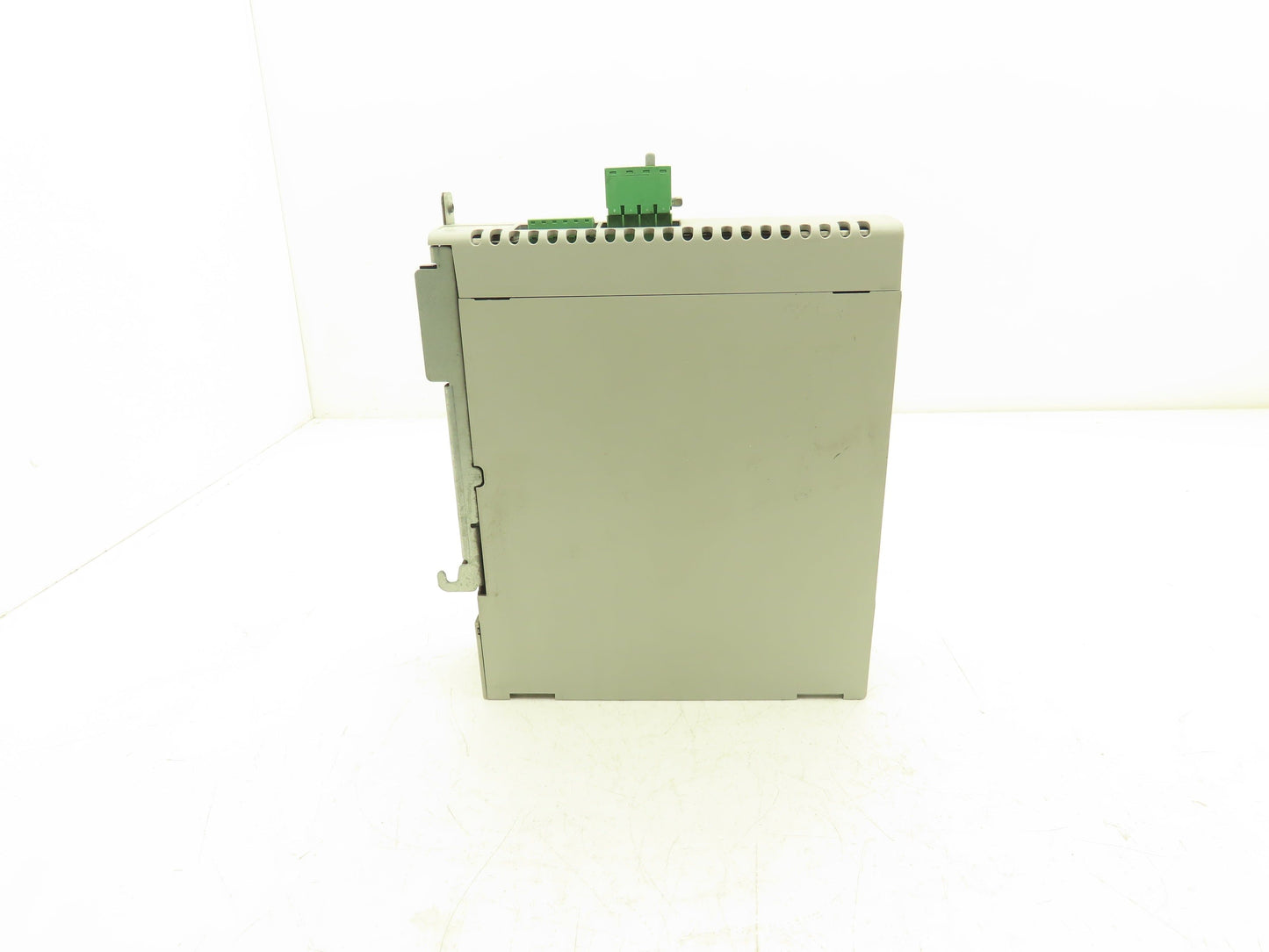 Allen Bradley 2094-BM01-M 9A Axis Power Module VFD Ser A 0-480v 3Ph 0-590Hz 8.6A