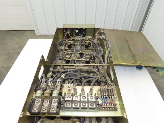 Fanuc A06B-6064-H040#H520 AC Spindle Drive Servo Unit Amplifier
