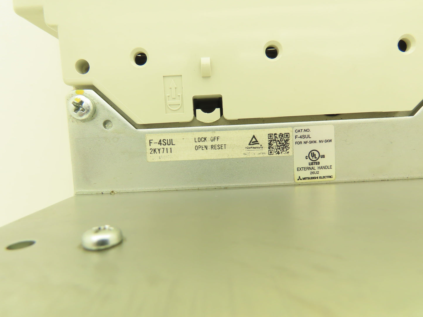 Mitsubishi Electric NF-SKW3 Circuit Breaker 300A 3Ph 600v