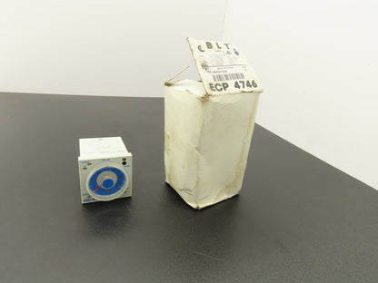 Allen Bradley 700-HRV52TU24 Multi Function Timing Relay 1/6Hp 0.05s-300h Ser D