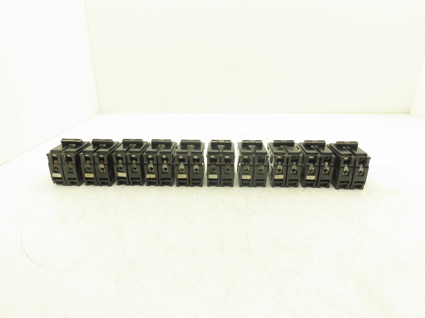 ITE BQ2-B020 Circuit Breaker 20A 120/240V Type EQ-B Lot of 10
