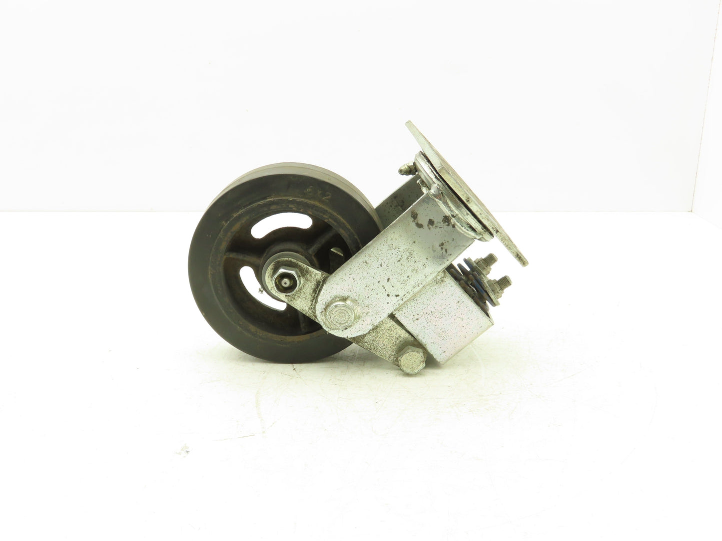 Spring Loaded Swiveling Caster Wheel 6x2" Cast Iron Rubber Black 4x4.5" Plate