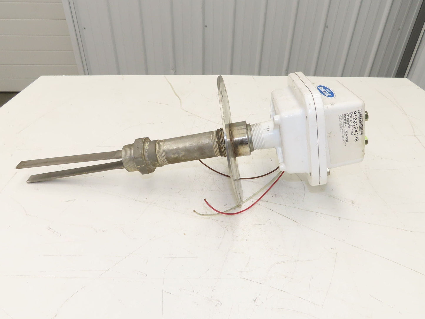 Bindicator LP11A1DA30 Pulse Point Vibrating Fork Level Sensor 15" Probe 8"Flange