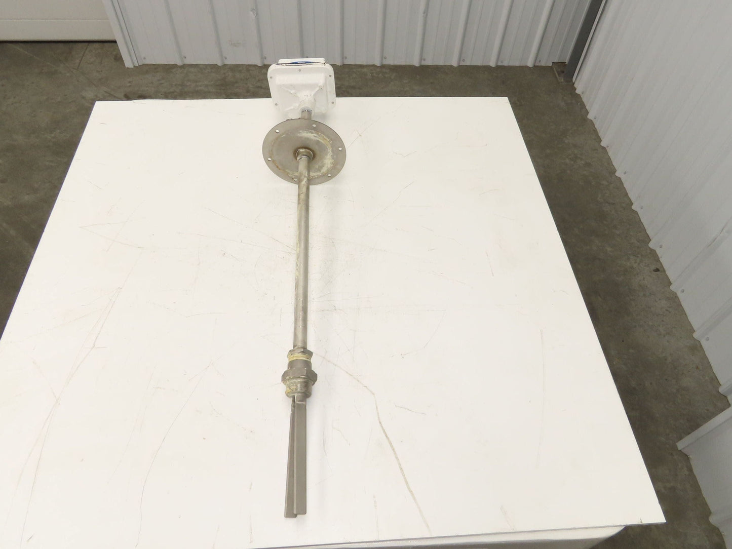 Bindicator LP11A1DA30 Pulse Point Vibrating Fork Level Sensor 31" Probe 8"Flange