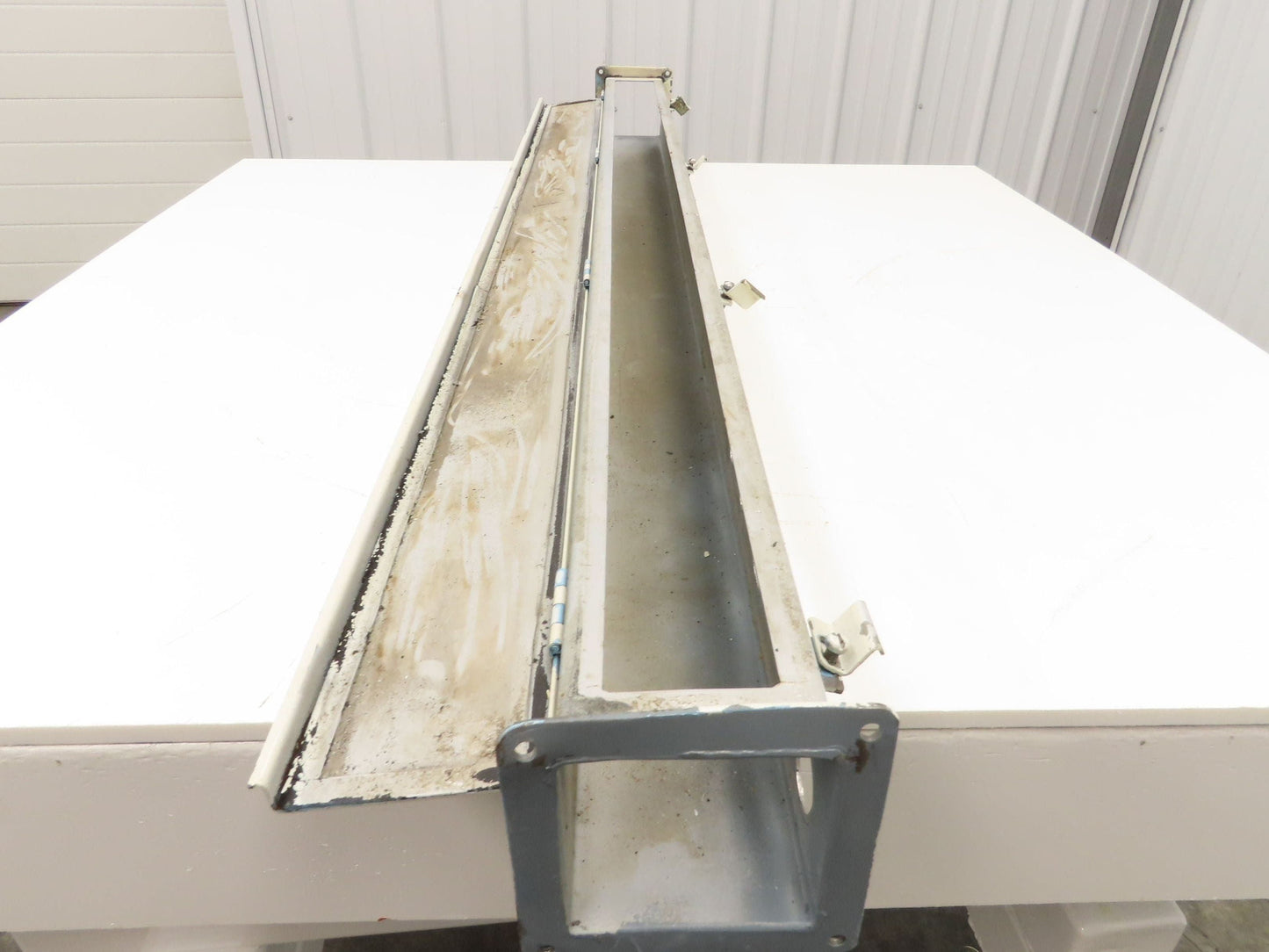 Wiegmann JW45 4"x4" Wireway Straight 60" Section Feed Through NEMA 12 Hoffman