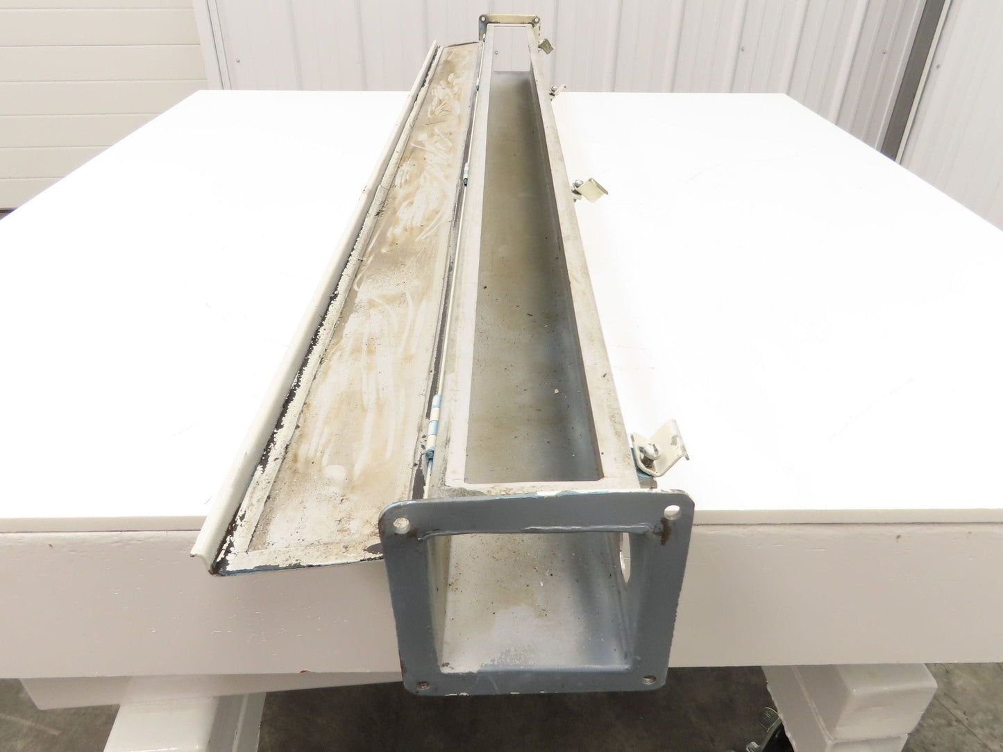 Wiegmann JW45 4"x4" Wireway Straight 60" Section Feed Through NEMA 12 Hoffman