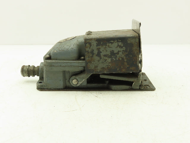 Allen Bradley 805-HS4G Foot Pedal Switch Gated Full Shield Ser E NEMA A600