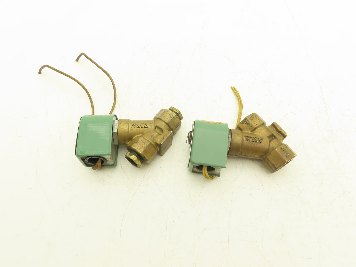 Asco AD12-25 Brass Solenoid Angle Valve 2-Way 1/2"NPT 120V  Lot of 2