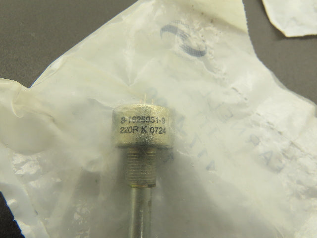 3-1625931-9 Panel Mount Potentiometer 220 Ohm 2Watt  Lot of 4