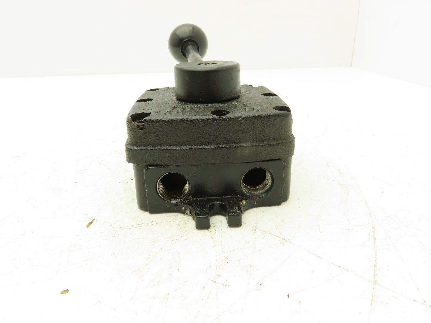 Parker PL37HP Manual Pneumatic Valve 3-Position Mantain 3/8 NPT 250 psi