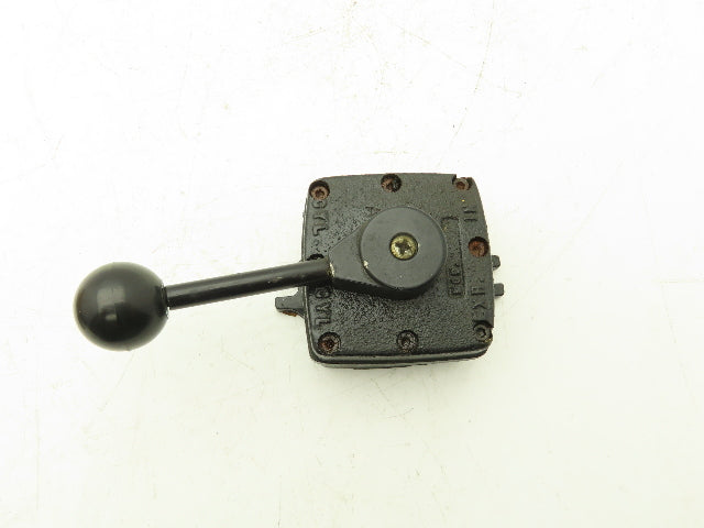 Parker PL37HP Manual Pneumatic Valve 3-Position Mantain 3/8 NPT 250 psi