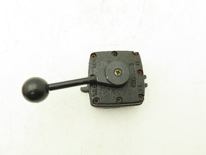 Parker PL37HP Manual Pneumatic Valve 3-Position Mantain 3/8 NPT 250 psi