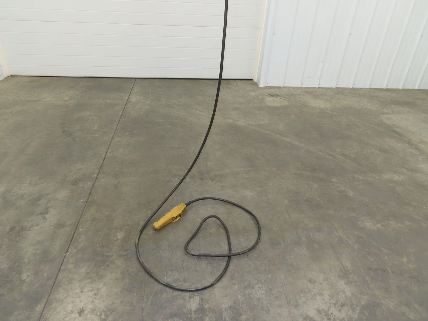 Budgit BEH2516 1/4 Ton Electric Chain Hoist 20' Lift 16 FPM 460 Volt 3PH Tested