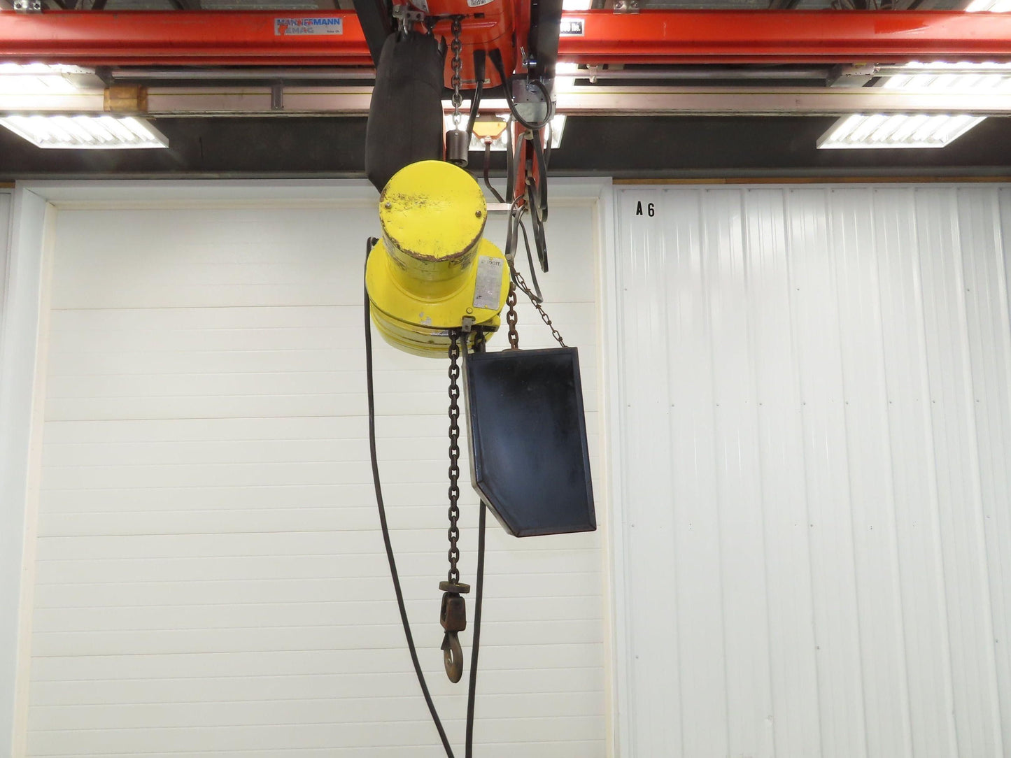 Budgit BEH2516 1/4 Ton Electric Chain Hoist 20' Lift 16 FPM 460 Volt 3PH Tested